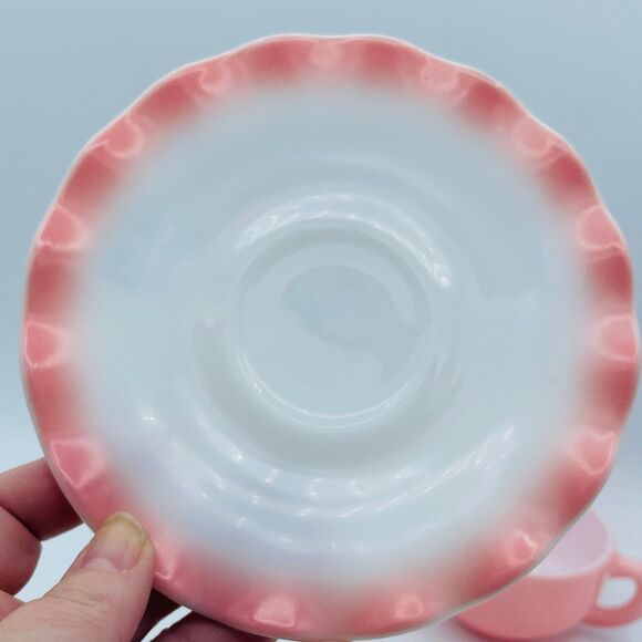 2 Vintage Hazel Atlas Ruffled Saucers Pink Ripple Crinoline Cups Milk Glass - Picture 5 of 12